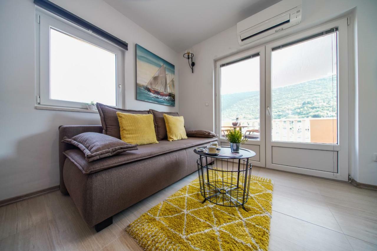 Ponta Apartment
