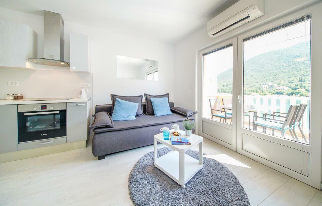 Ponta Apartment